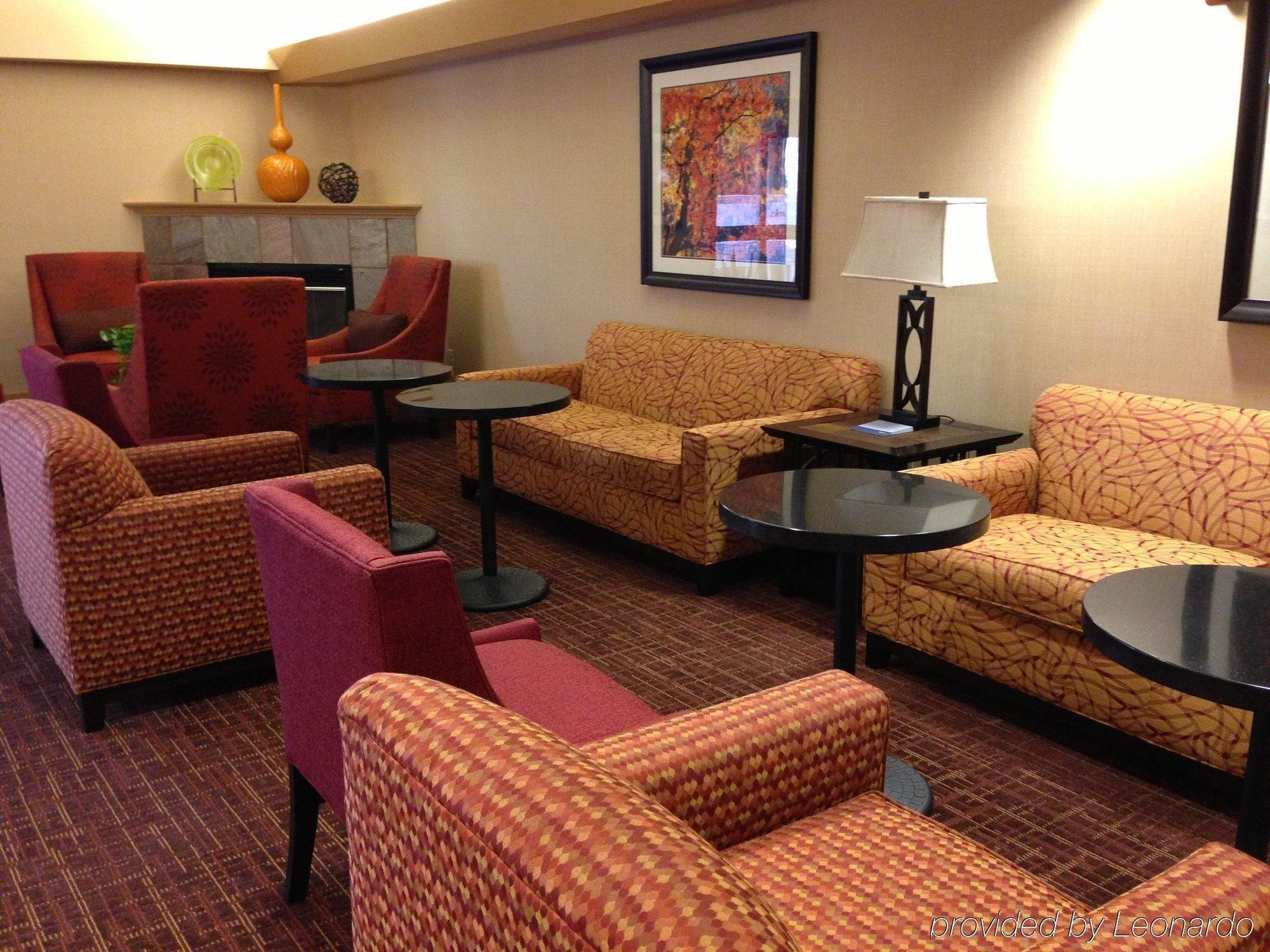Hampton Inn Altoona Extérieur photo