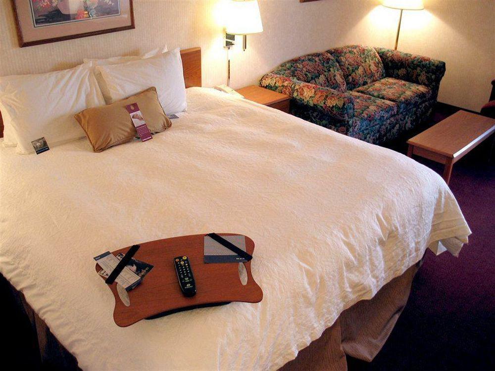 Hampton Inn Altoona Extérieur photo
